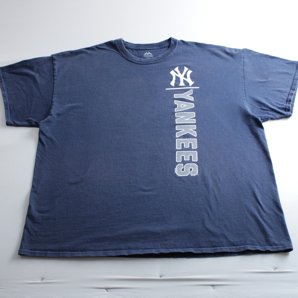 Majestic New York Yankees T Shirt Mens XXL Navy Blue Graphic Short Sleeve MLB